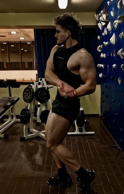 Arne Drinovec physique